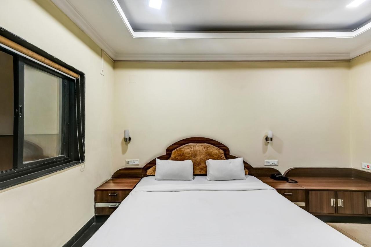 Capital O Hotel Rourkela Palace ภายนอก รูปภาพ